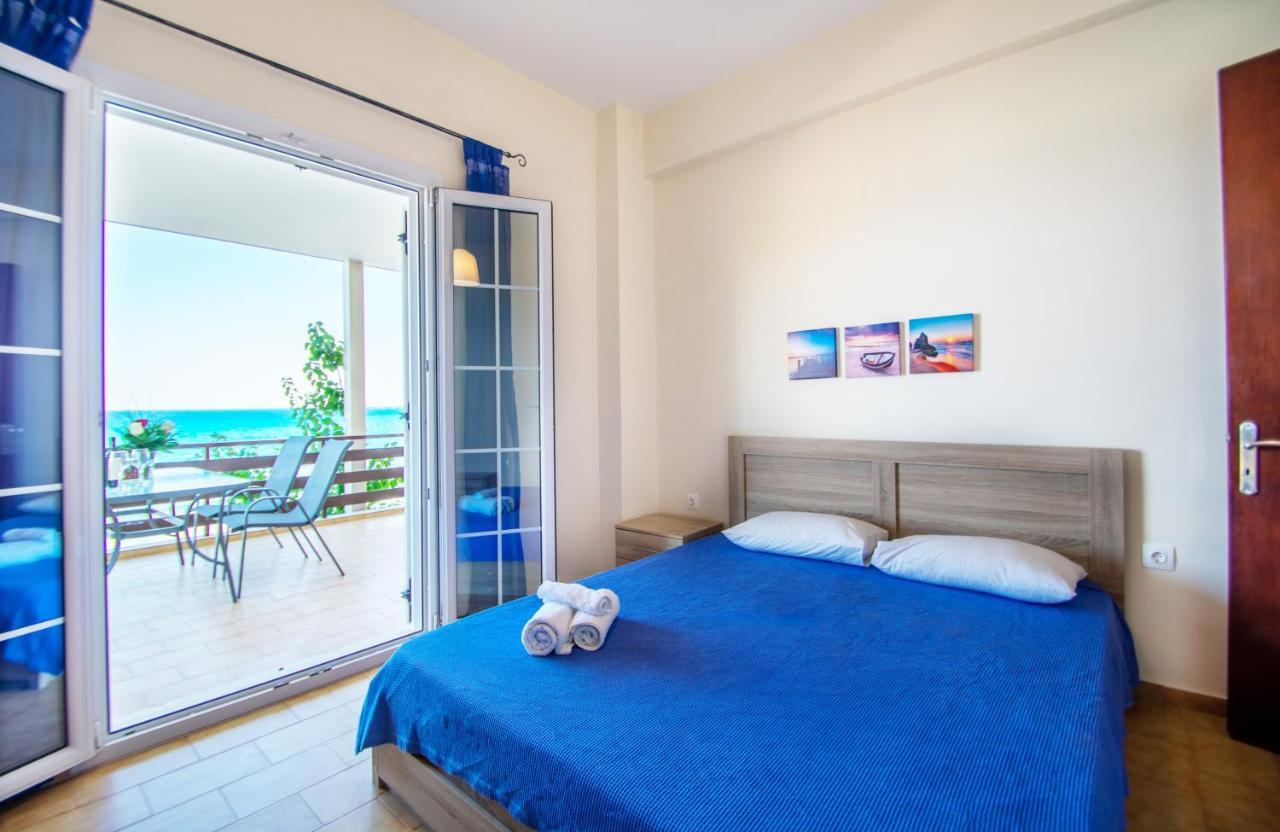 Paradiso Del Mare On The Beach By "Elite" พลานอส ภายนอก รูปภาพ